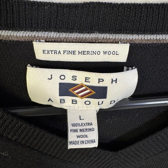 Joseph Abboud Extra Fine 100% Merino Wool V Neck Sweater US Men's L - Picture 4 of 6